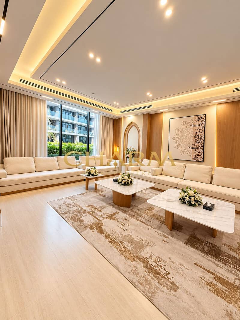 38 Warm Luxury Loft Lounge. png