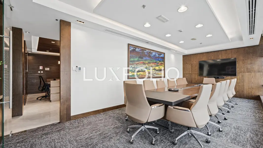 Luxury Fit Out I SZR Skyline View | Vacant
