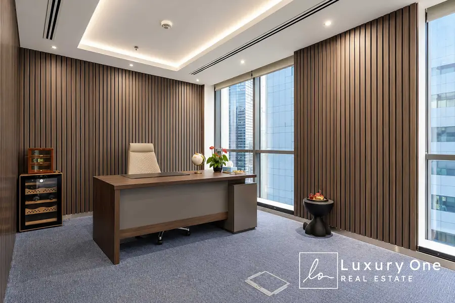 Fitted Office | Regal Tower | Downtown City View