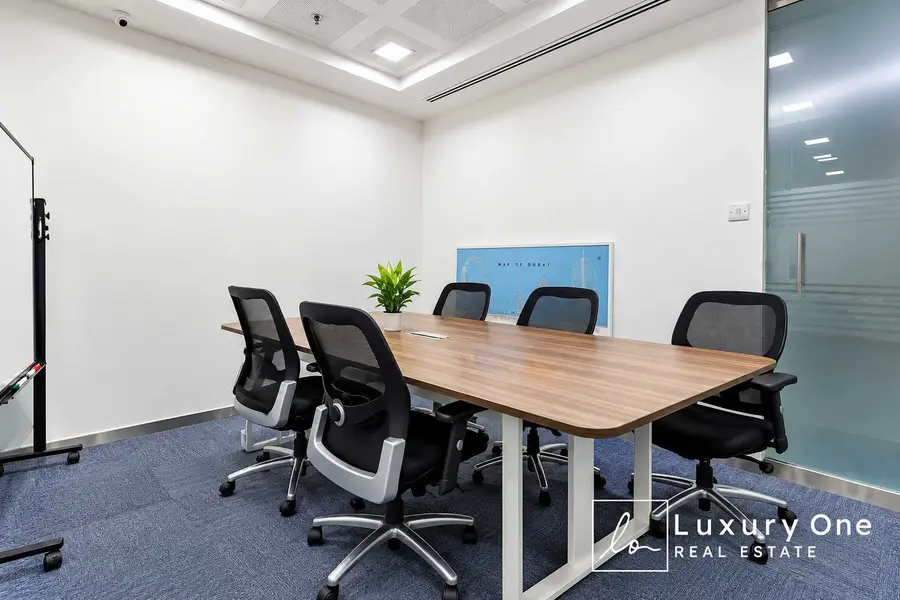 Fitted Office | Regal Tower | Downtown City View