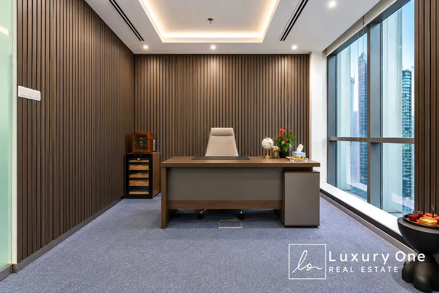 Fitted Office | Regal Tower | Downtown City View