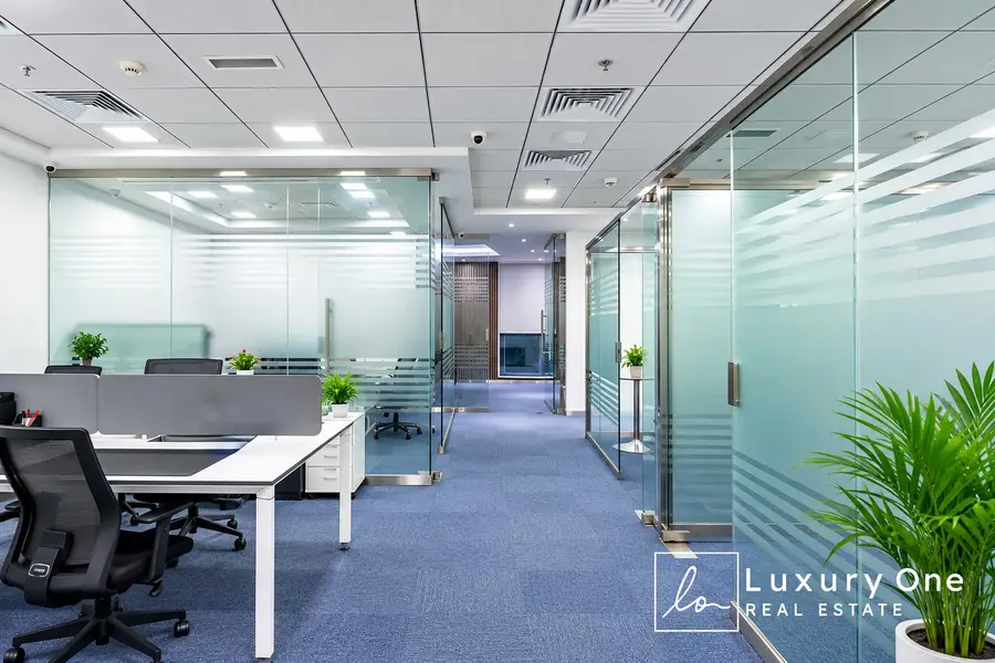 Fitted Office | Regal Tower | Downtown City View