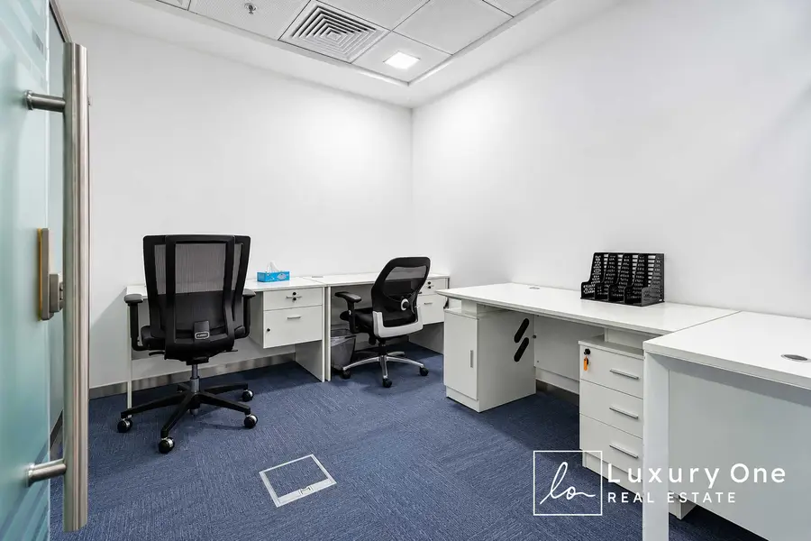 Fitted Office | Regal Tower | Downtown City View