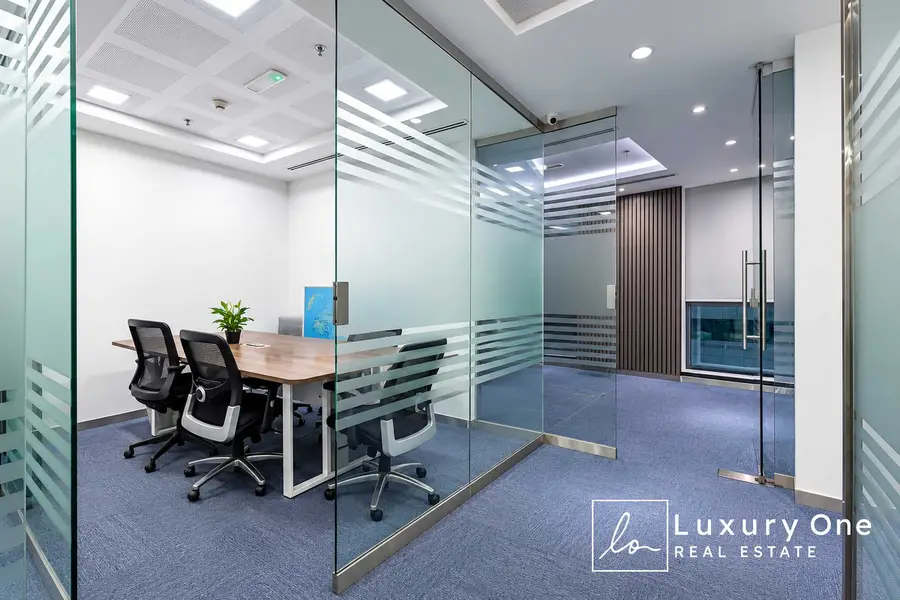Fitted Office | Regal Tower | Downtown City View