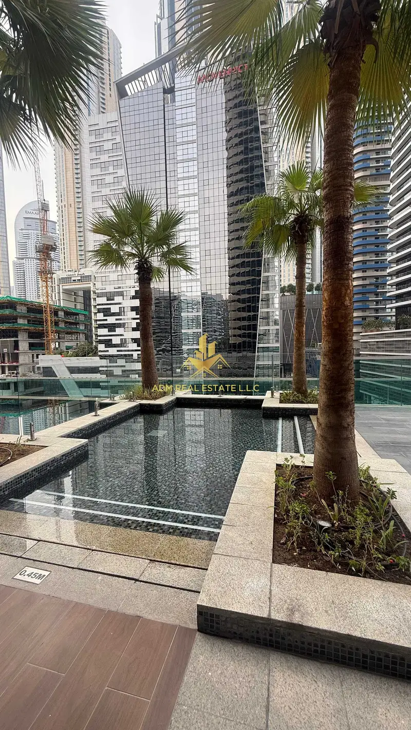Burj Khalifa View | High Floor | Fully Furnished | Vacant