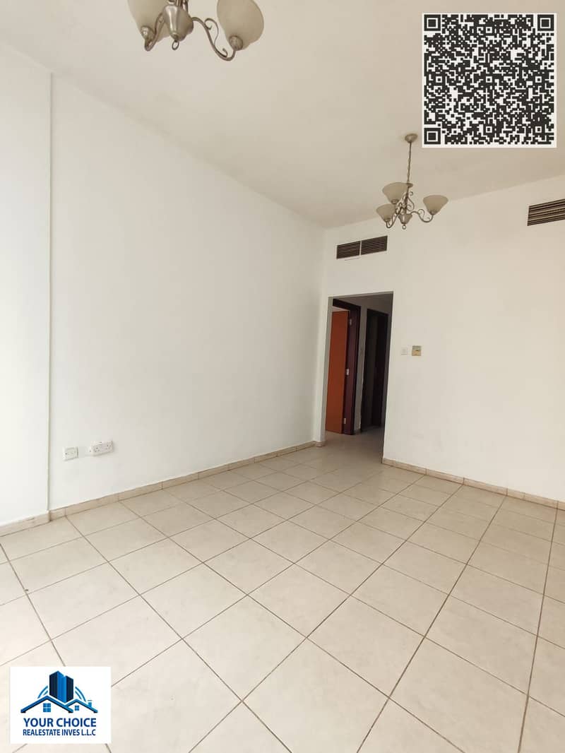 4 06eb5352-d84c-4971-9506-5da79abc9070. jpg