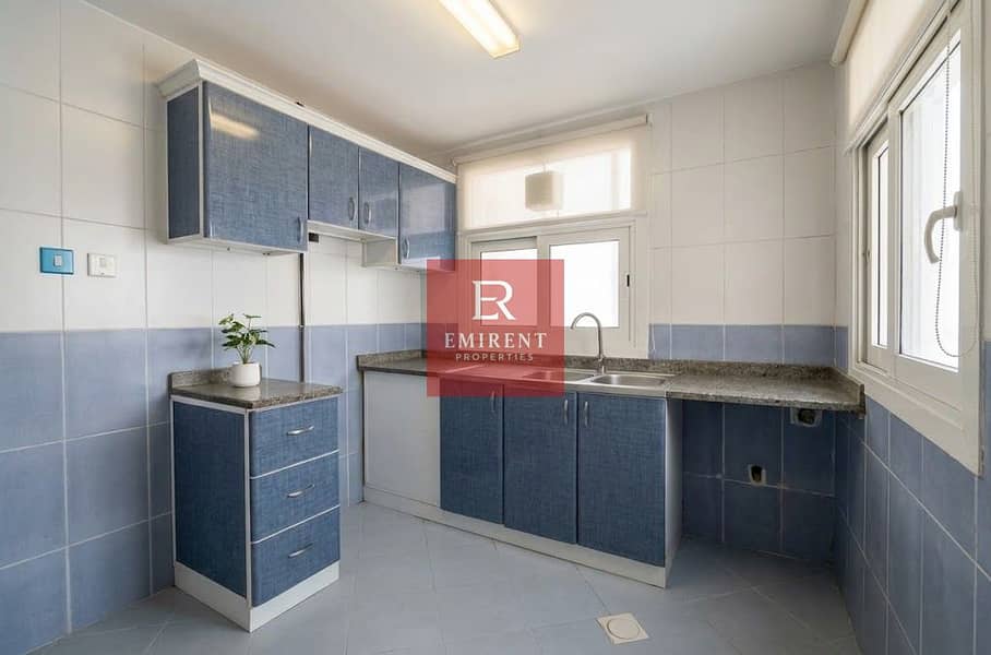 4 kitchen. jpg