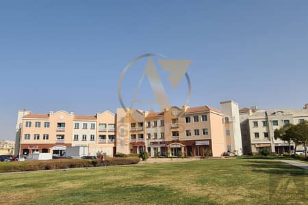 محل تجاري  للبيع في المدينة العالمية، دبي - محل تجاري في Z-01،حي انجلترا،المدينة العالمية 509135 درهم - 16719864