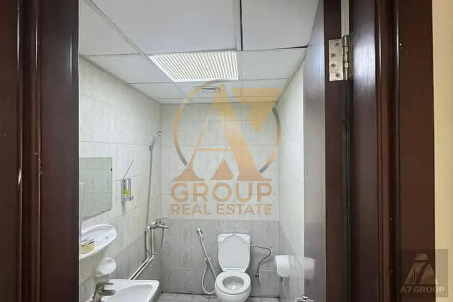 Prime Retail Shop | England Cluster | 462.85 Sq. Ft.