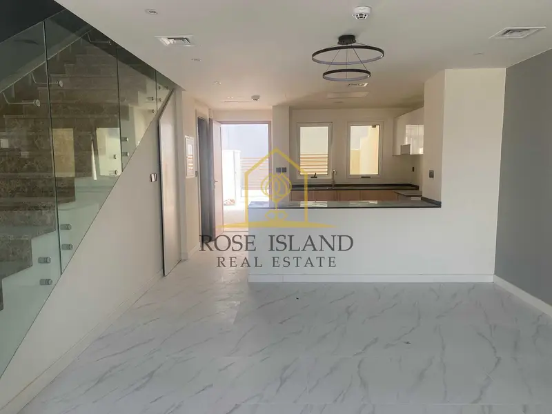 Large Corner Plot | Community Views | Ready To Move In