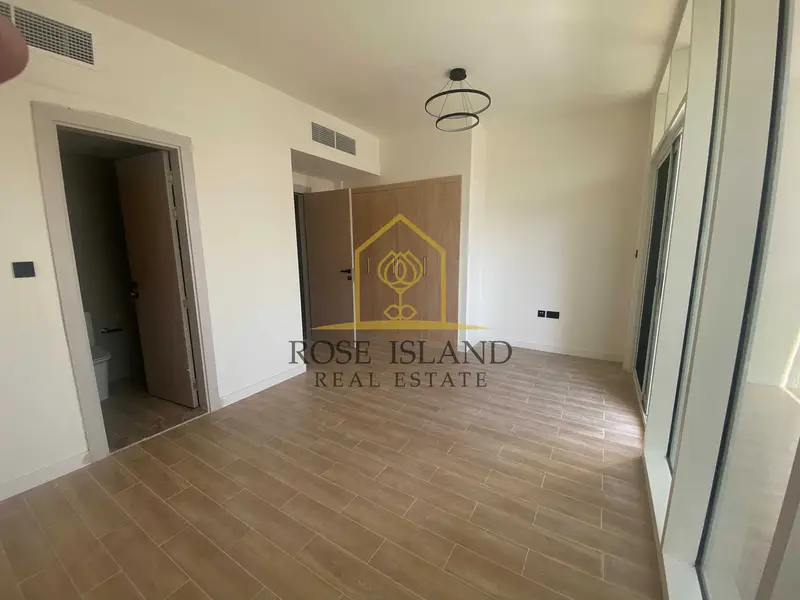 Large Corner Plot | Community Views | Ready To Move In