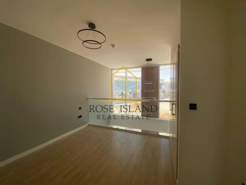 Large Corner Plot | Community Views | Ready To Move In