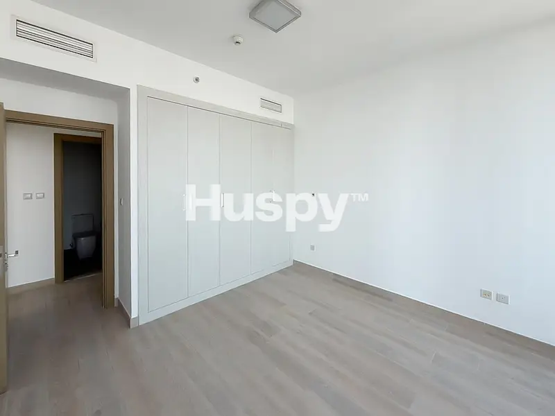 High Floor | Vacant | Community View