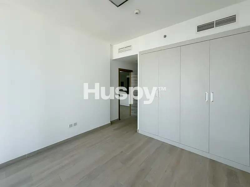 High Floor | Vacant | Community View