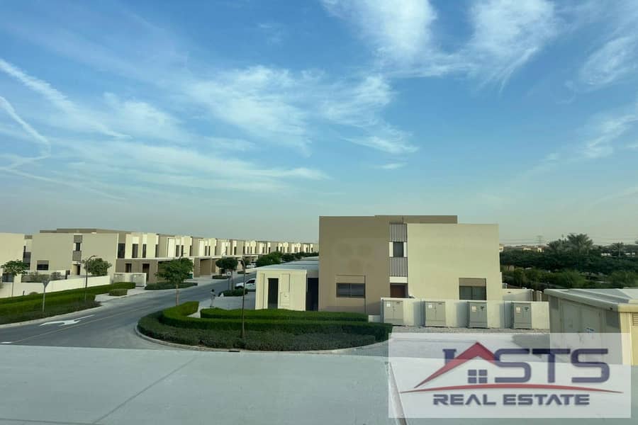 Affordable price Single Row Prime Location Ready To Move in