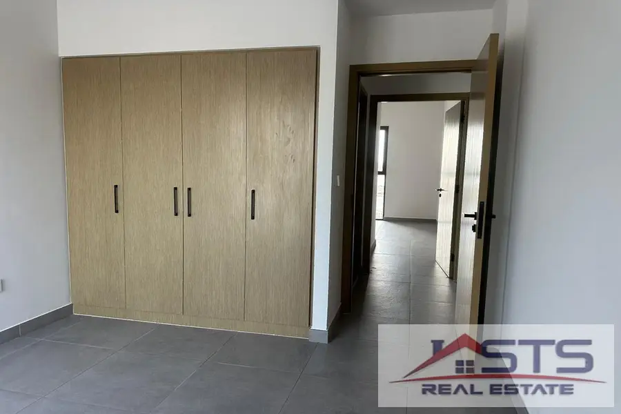 Affordable price Single Row Prime Location Ready To Move in