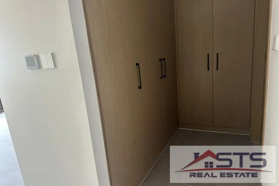 Affordable price Single Row Prime Location Ready To Move in