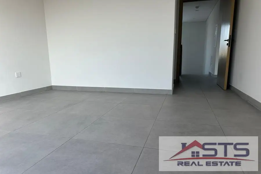 Affordable price Single Row Prime Location Ready To Move in
