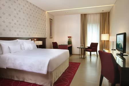 شقة فندقية  للايجار في البرشاء، دبي - Superior Room (1). jpg