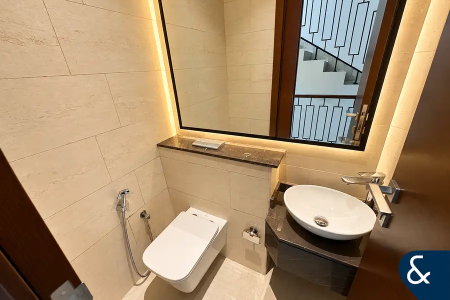 4 BEDS AND BASEMENT | MAIDS ROOM | PARK VIEW