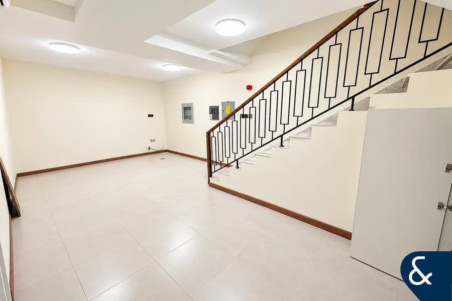 4 BEDS AND BASEMENT | MAIDS ROOM | PARK VIEW
