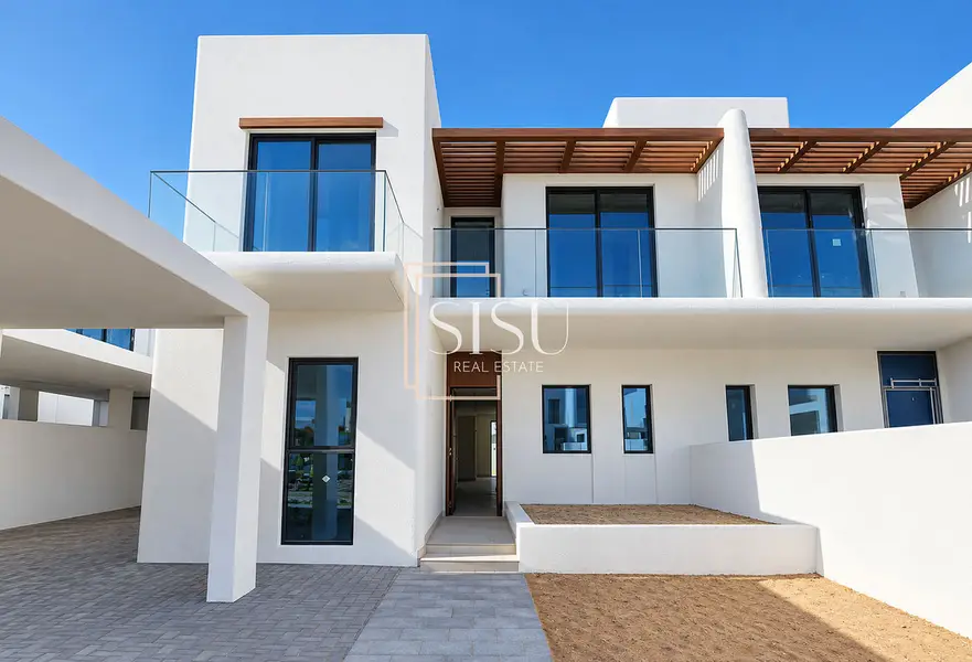 Prime Location | Facing Lagoon | Negotiable
