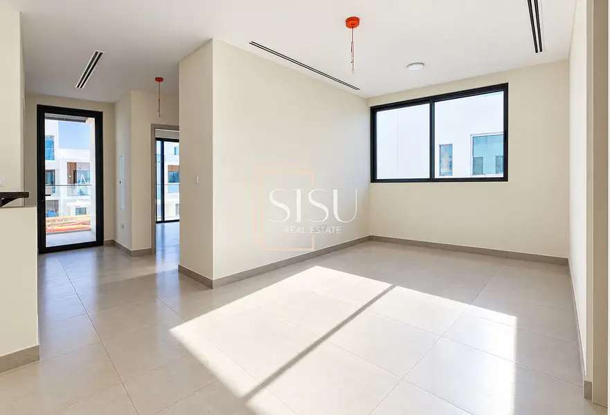 Prime Location | Facing Lagoon | Negotiable