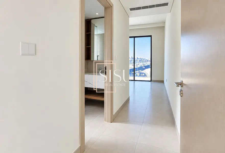 Prime Location | Facing Lagoon | Negotiable
