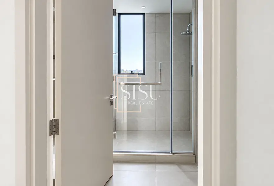 Prime Location | Facing Lagoon | Negotiable
