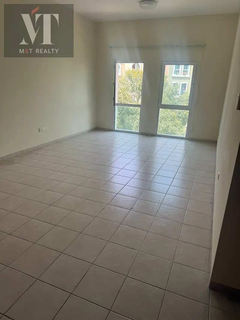 Vacant|Close To Pavilion & Metro|Large U Type