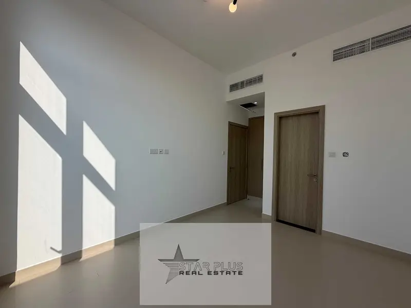 BRAND NEW SPACIOUS AND LUXURIOUS 4 BEDROOM APARTMENT WITH ALL ROOMS ARE MASTER ,BIG TERRIS AND PARKING.