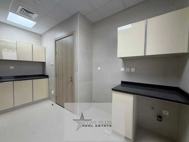BRAND NEW SPACIOUS AND LUXURIOUS 4 BEDROOM APARTMENT WITH ALL ROOMS ARE MASTER ,BIG TERRIS AND PARKING.
