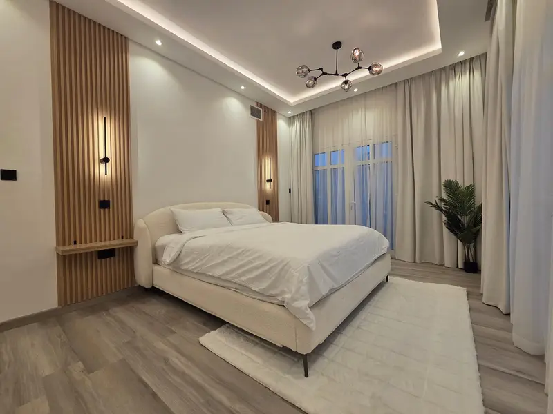 Luxury 2BR | Brand New Renovation | 12 Cheques