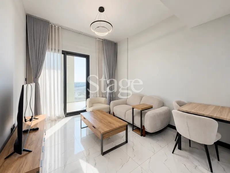 Furnished | Spacious Layout | Upto 12 Cheques| Pool View