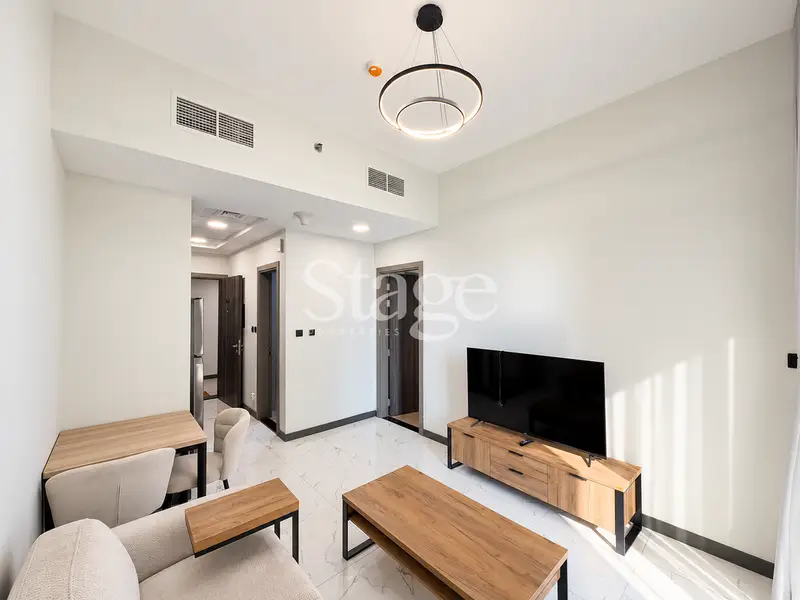 Furnished | Spacious Layout | Upto 12 Cheques| Pool View