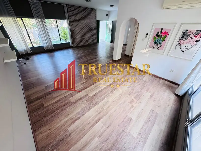 Spacious 4BR + Maids Independent Villa in Jumeirah 3 – Near Kite Beach