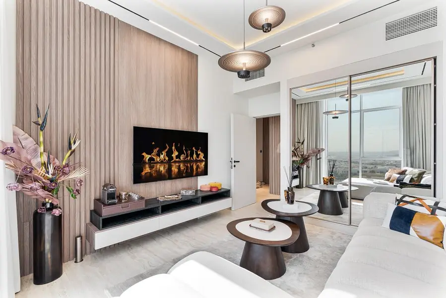 Fully Upgraded | Mid Floor | Furnished | Vacant