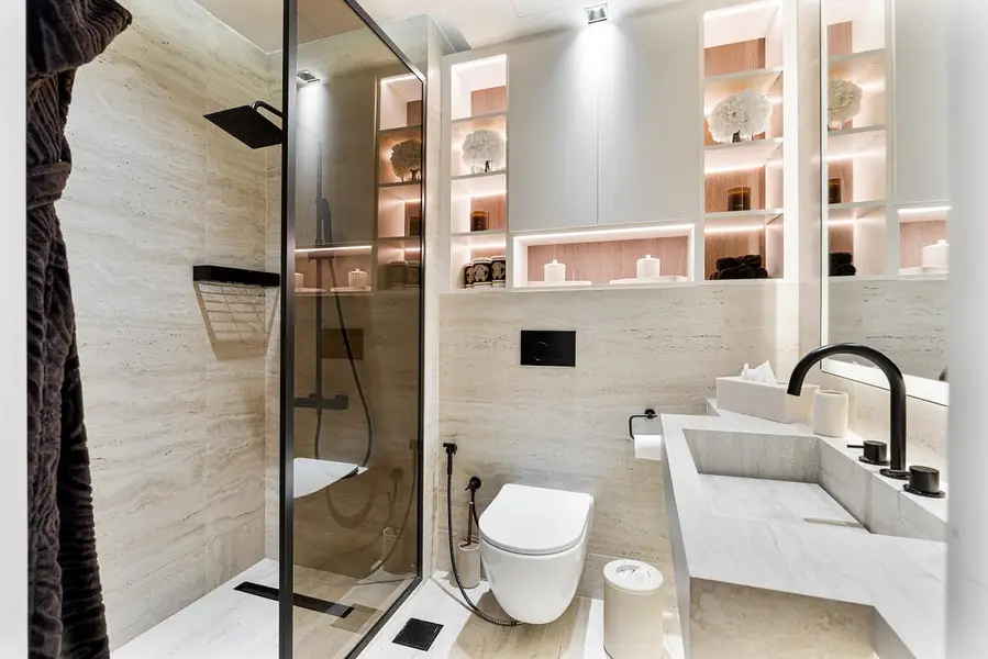 Fully Upgraded | Mid Floor | Furnished | Vacant