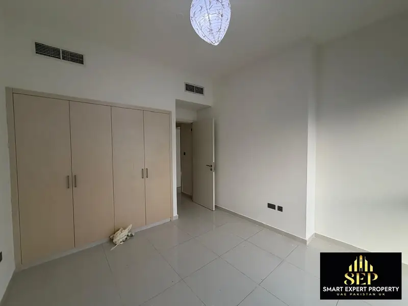 4BR Villa | Close To Entrance | Maid's Room