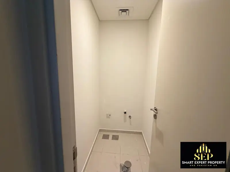 4BR Villa | Close To Entrance | Maid's Room