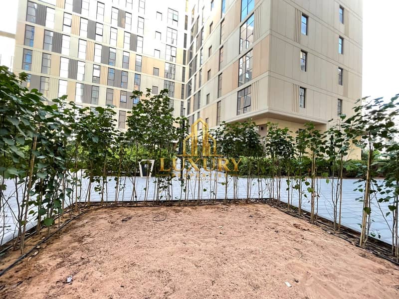 9 Furnished Studio with Private Garden for Rent – AED 38,000 Yearly 🌿🏡