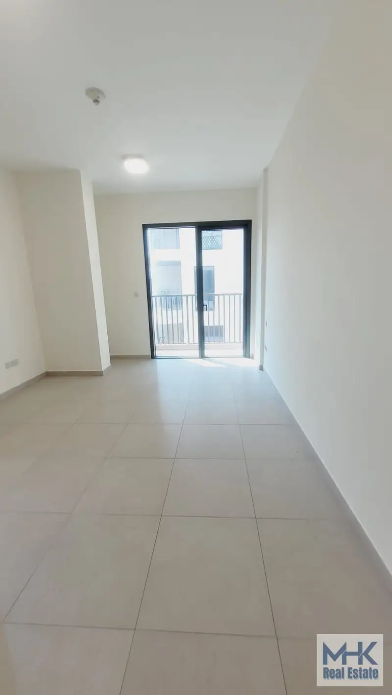 Large 3 bed in Nasayem Avenue Mirdif Hills