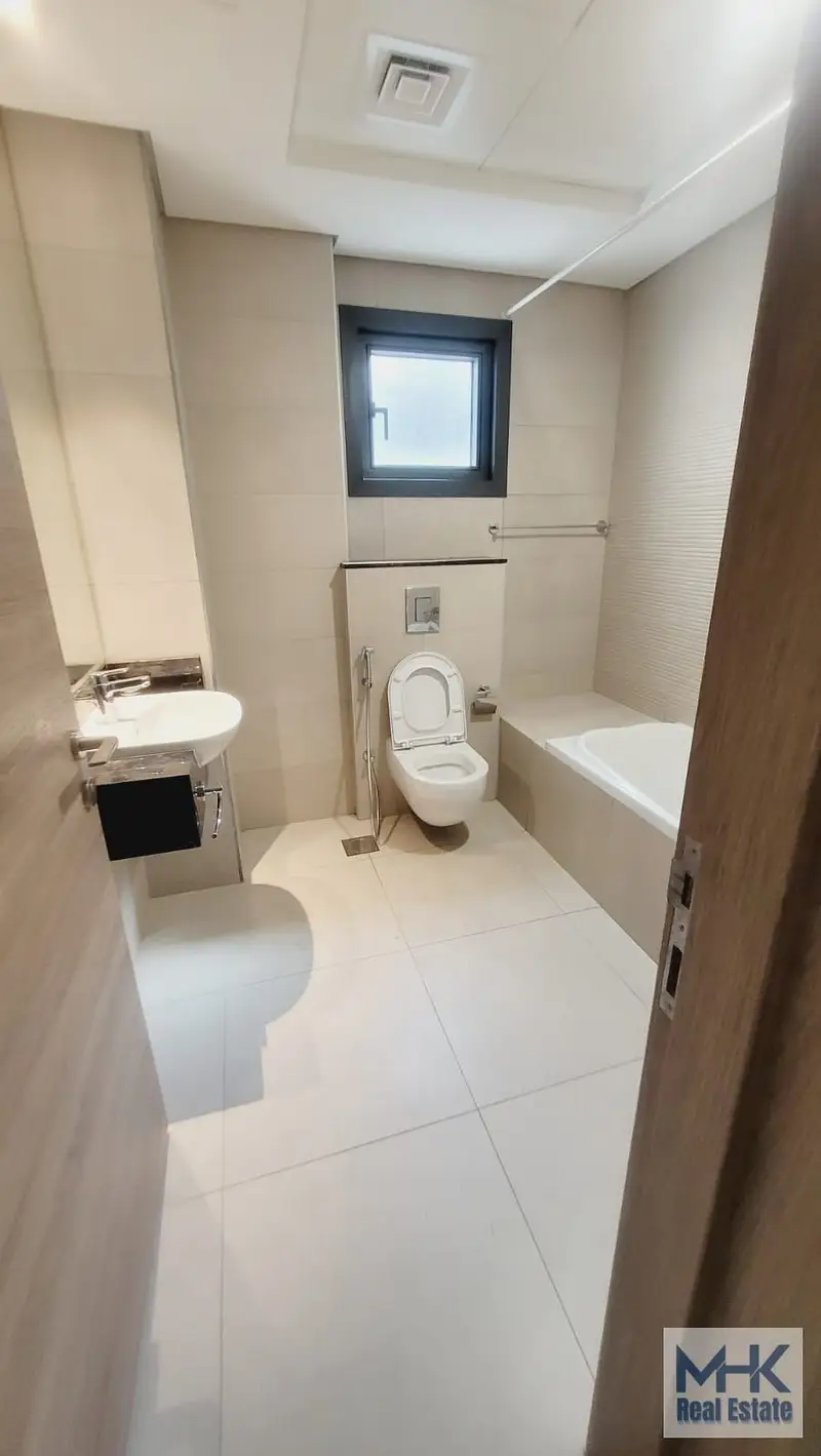 Large 3 bed in Nasayem Avenue Mirdif Hills