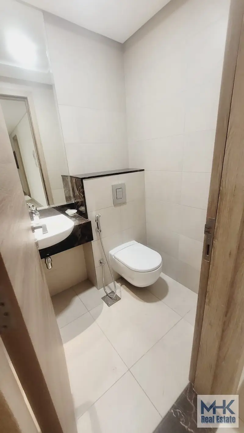 Large 3 bed in Nasayem Avenue Mirdif Hills