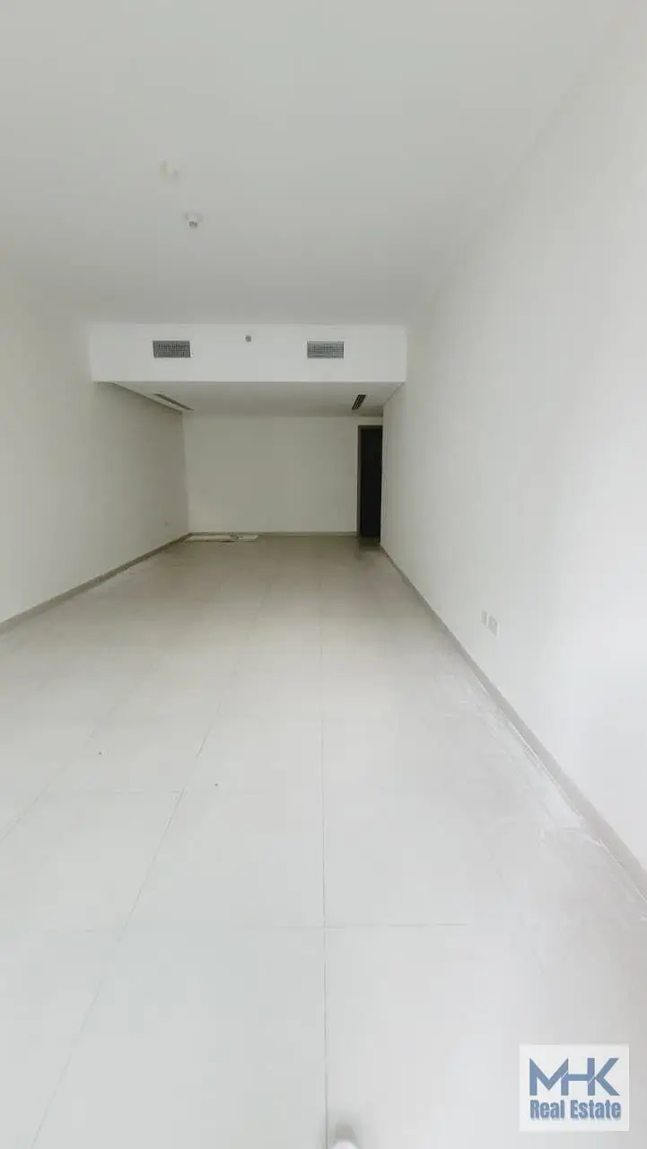 6 chq and 12 chq Huge 3bed+Maid in Janayen Avenue Mirdif Hills