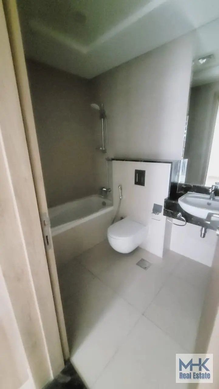 6 chq and 12 chq Huge 3bed+Maid in Janayen Avenue Mirdif Hills