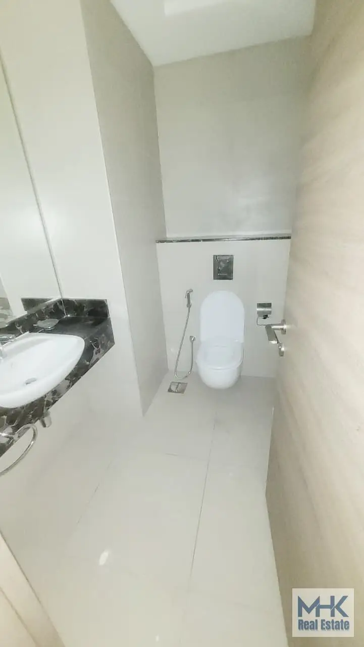 6 chq and 12 chq Huge 3bed+Maid in Janayen Avenue Mirdif Hills