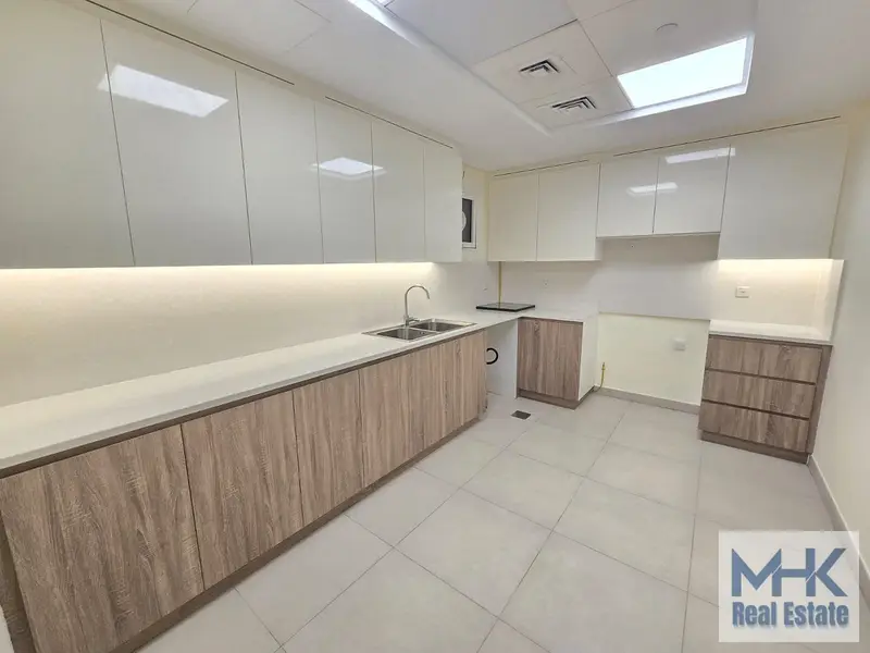 Garden 4 bed+maid Duplex Townhome in Janayen Avnue , Mirdif Hills
