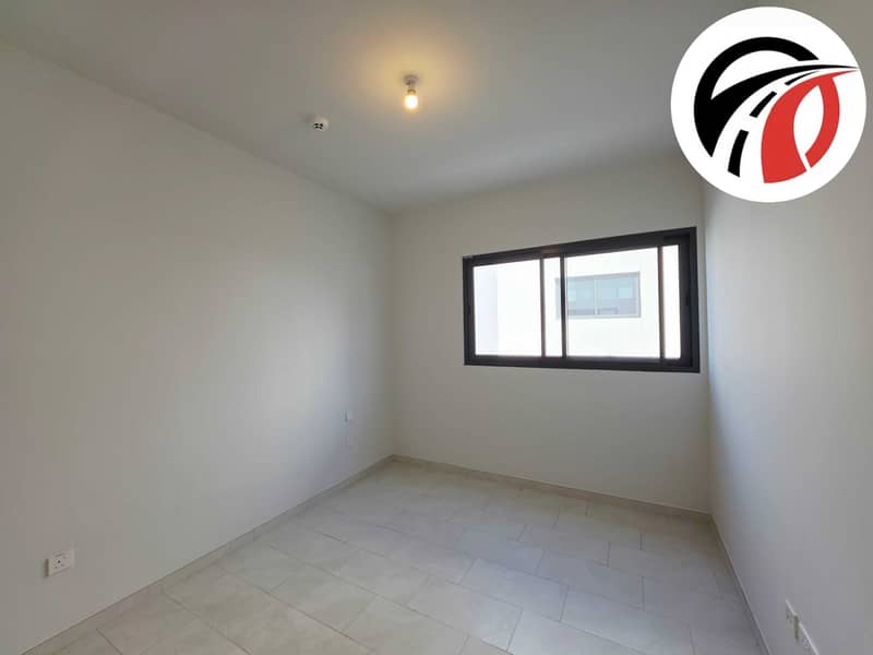 14 405074. jpg
