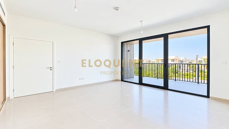 9 Bright Minimal Apartment with Balcony Views. png